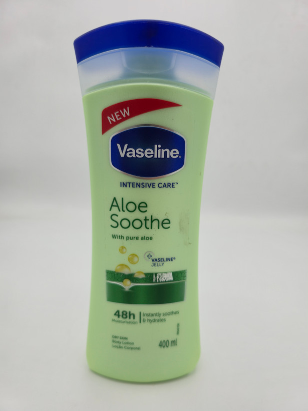 لوسیون بدن مدل aloe soothe حجم ۴۰۰ میلی