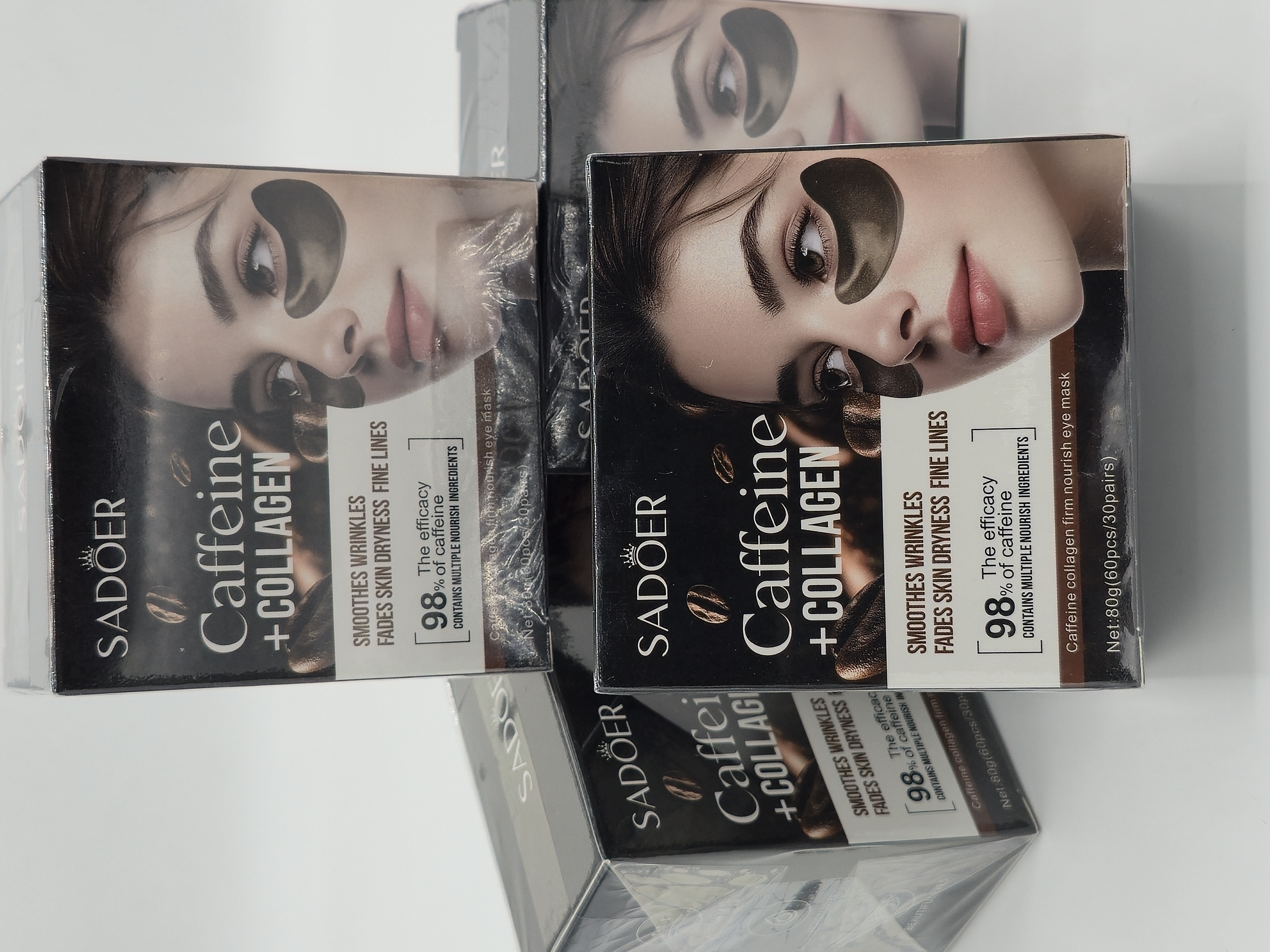 پچ زیرچشم مدل کلاژن و کافئین با رایحه قهوه آبرسان ضد چروک روشن کننده